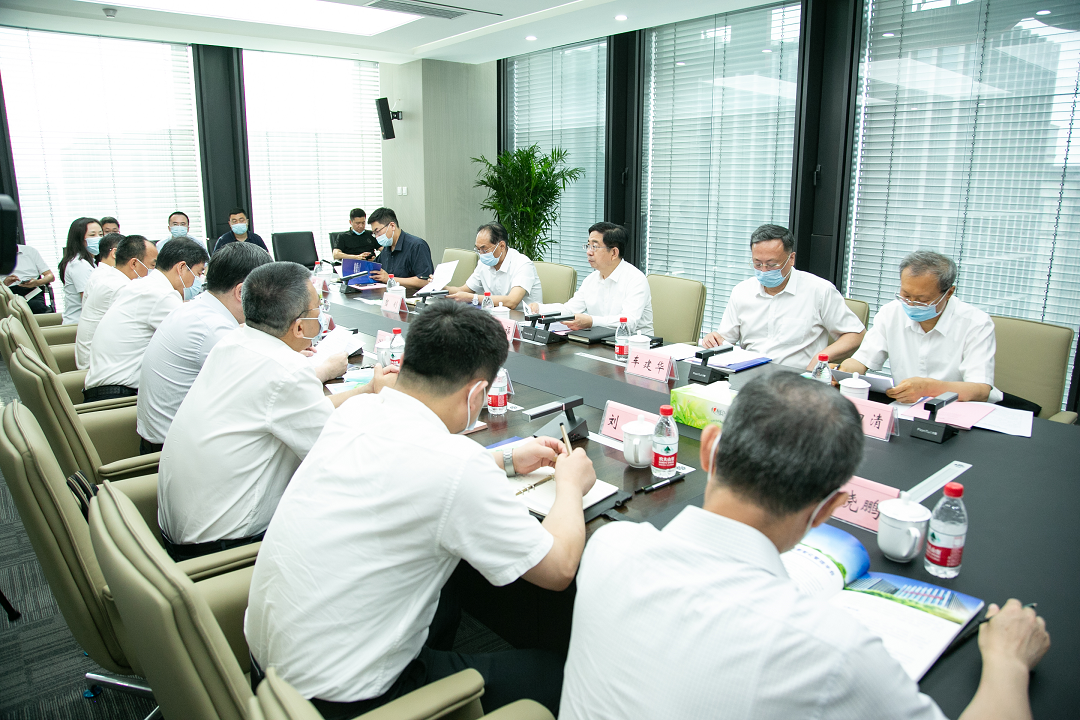 張吉福在省國(guó)資運(yùn)營(yíng)公司調(diào)研3 張吉福在省國(guó)資運(yùn)營(yíng)公司調(diào)研3